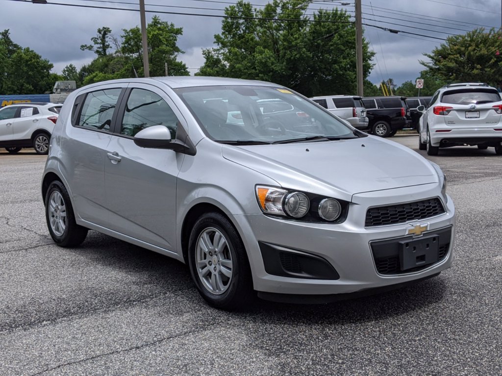 Pre-Owned 2012 Chevrolet Sonic LS FWD Hatchback